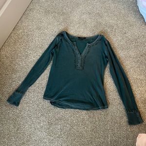 Lucky Brand Blue Long Sleeve Henley Shirt Women’s Size Small